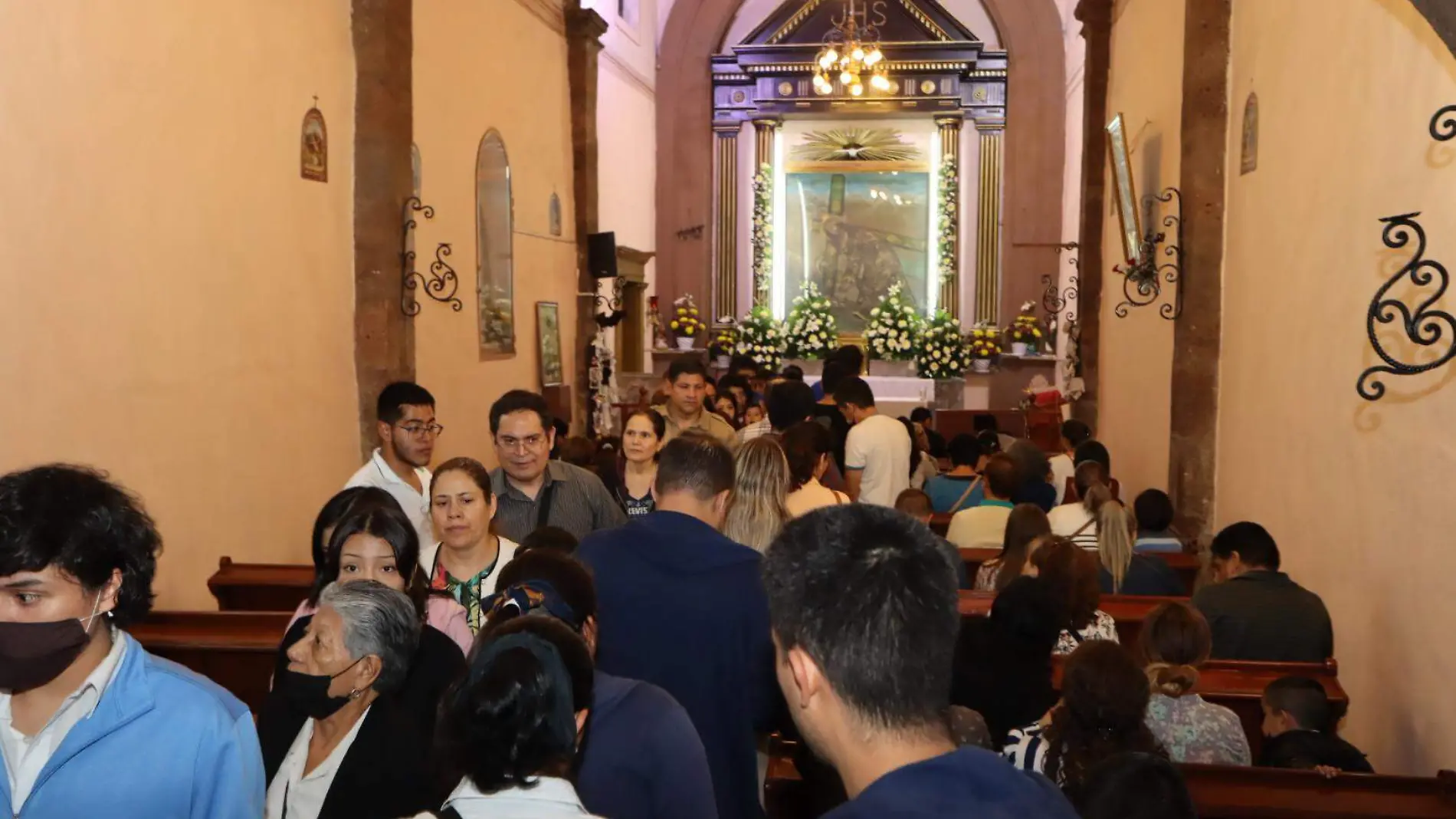 FOTO PRINCIPAL SJR El templo es visitado por personas todo el ano